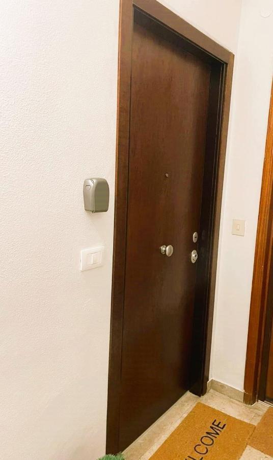 カターニアLa Via Di Mezzoアパートメント エクステリア 写真